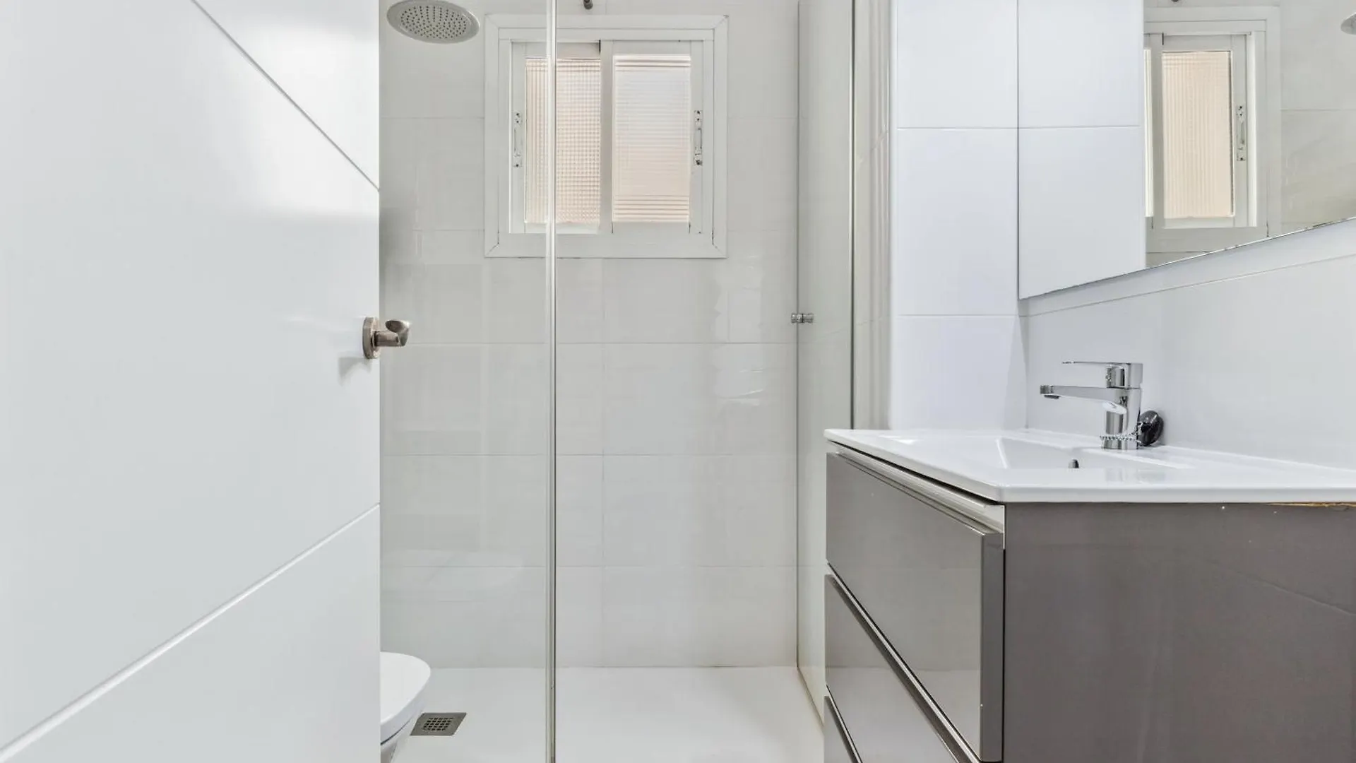 Epidemia & Quite Bedrooms By Ele Apartments Малага Испания