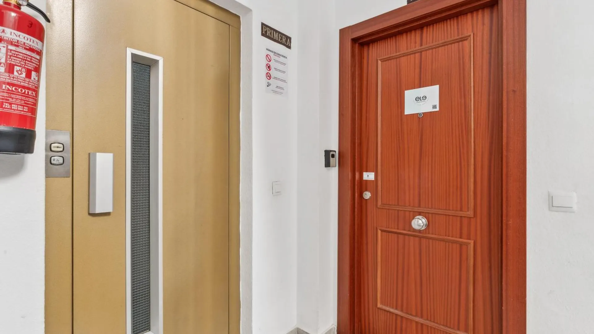 Epidemia & Quite Bedrooms By Ele Apartments Malaga